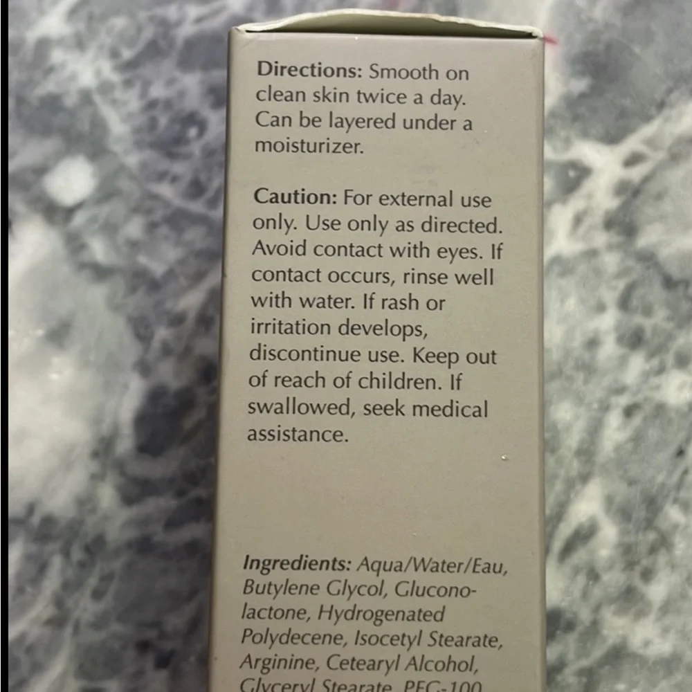 New‎ Exuviance Antitiredness Calming Serum